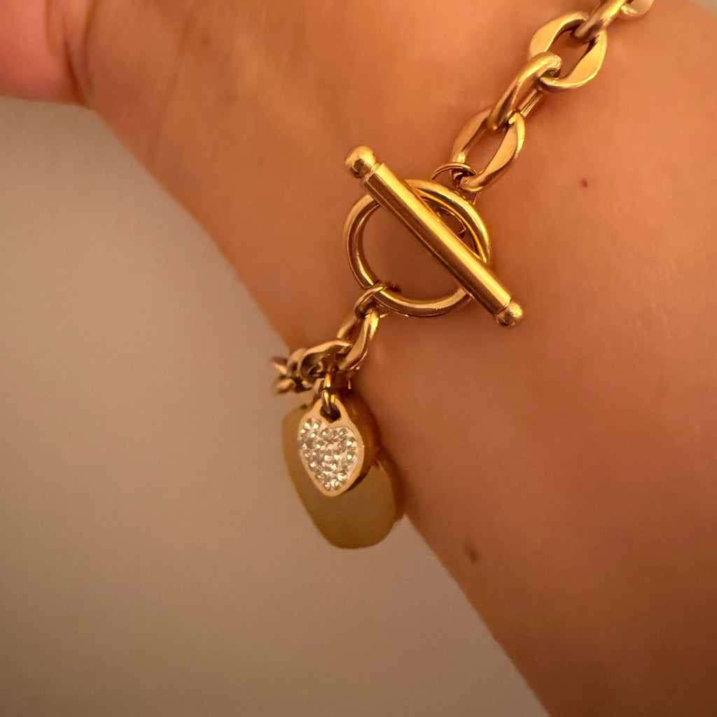 Bracelet chaîne avec breloque cœur plaqué or 18 carats