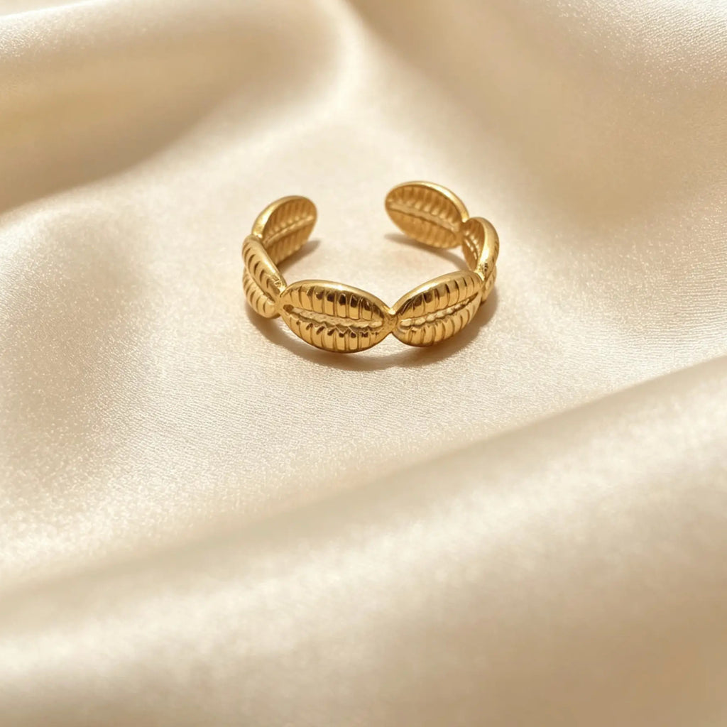 18K Gold PVD Stainless Steel Petite Petal Ring