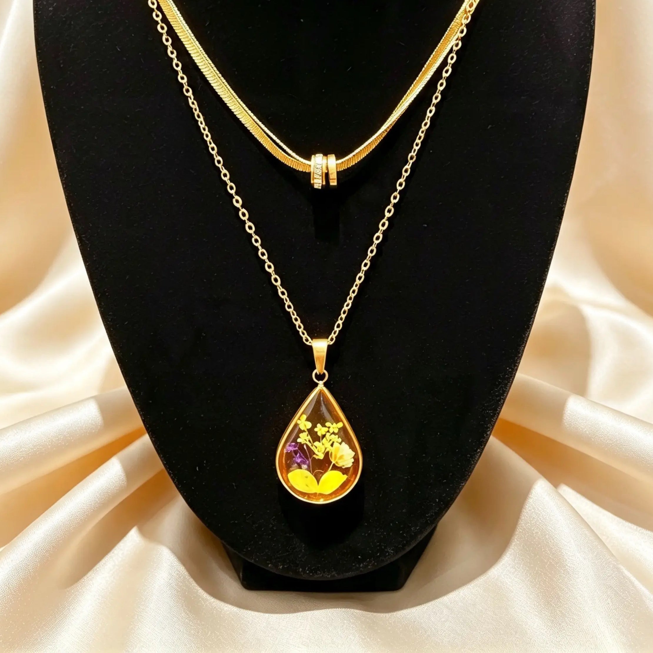 Genuine Pressed Dried Flower Floral Charm Necklace