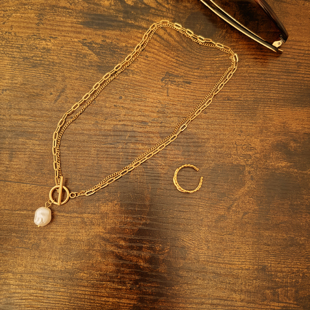 Collier à chaînes multi-rangs plaqué PVD or 18 carats